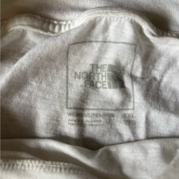 North face Crop Tee - Picture 5 of 5